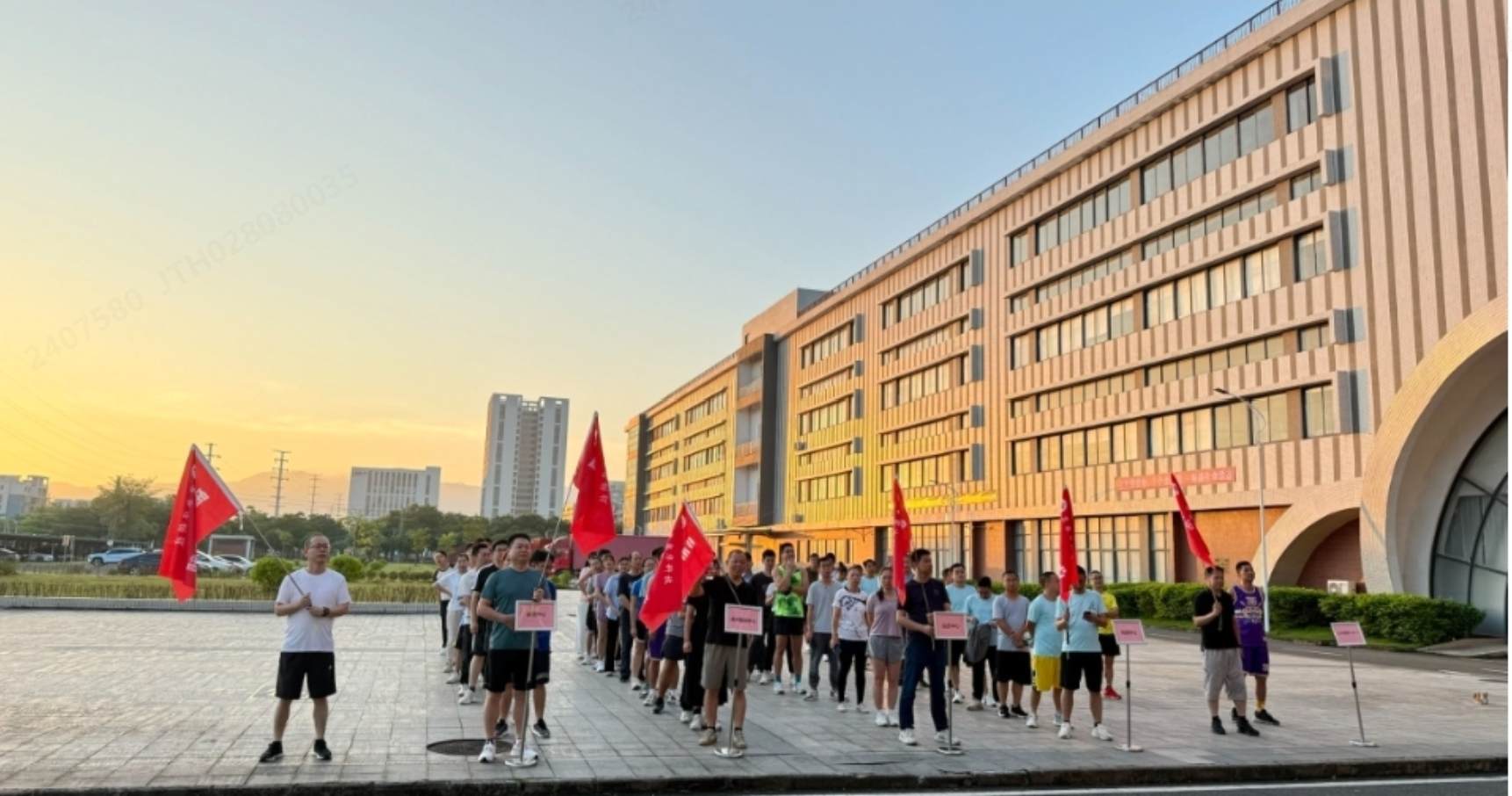 ����ǰ�У���������������ݼ��