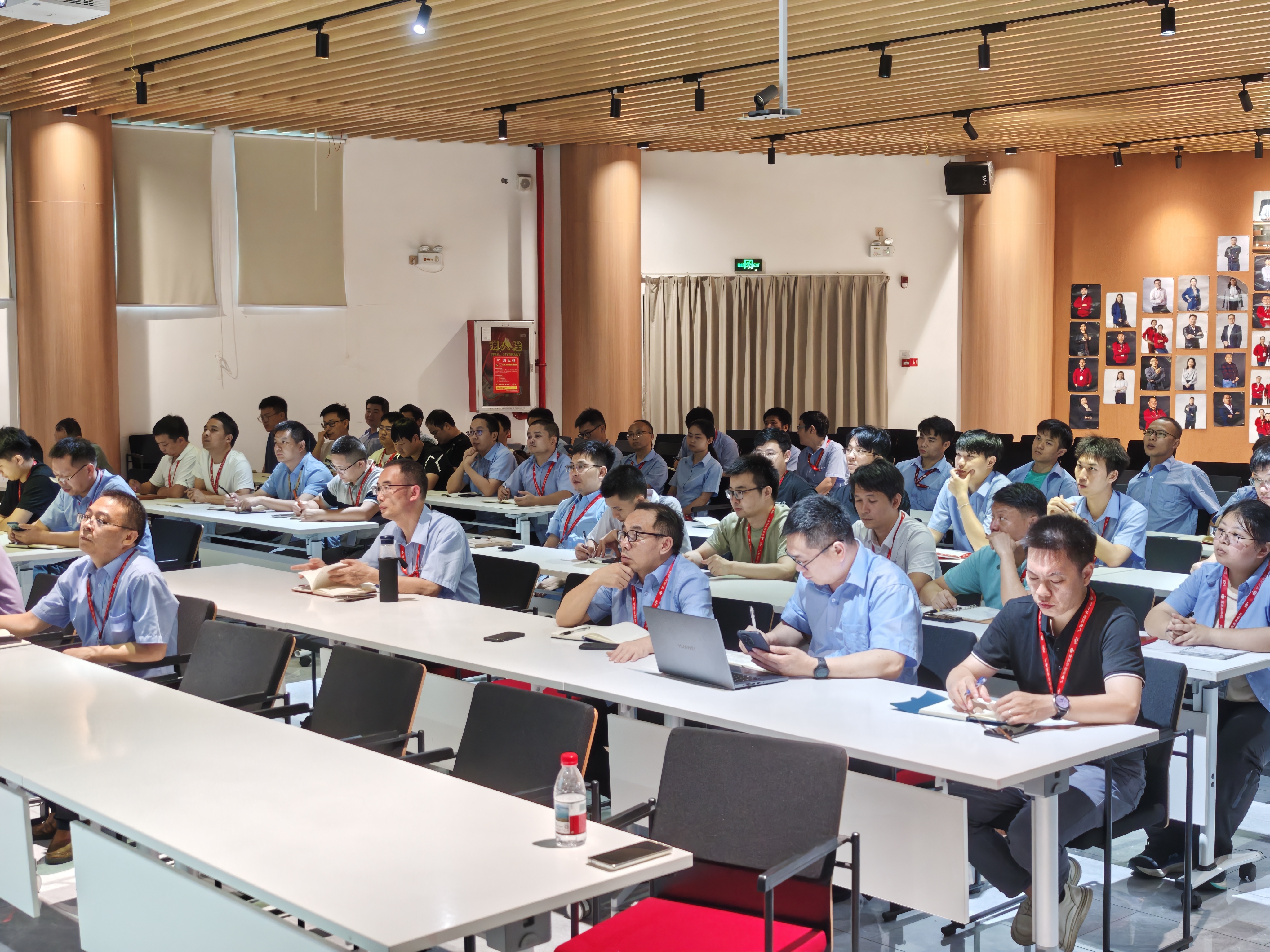 ��ѵ���� | ���ڸ߼�ֵר�������������������커�Ǻ�